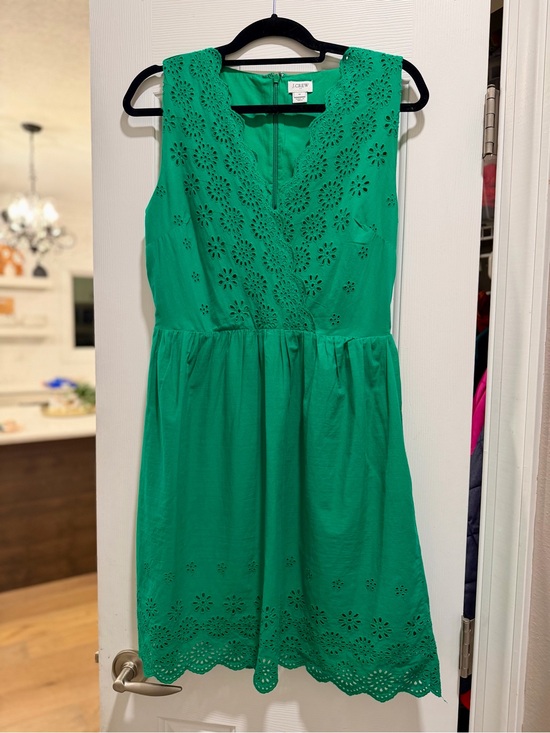 J. Crew Dresses & Skirts - J. Crew Green Eyelet V-Neck Dress Like New Size 10